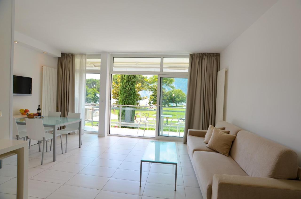 Club Nautico - Phoenix Studio Lake View Riva del Garda Extérieur photo